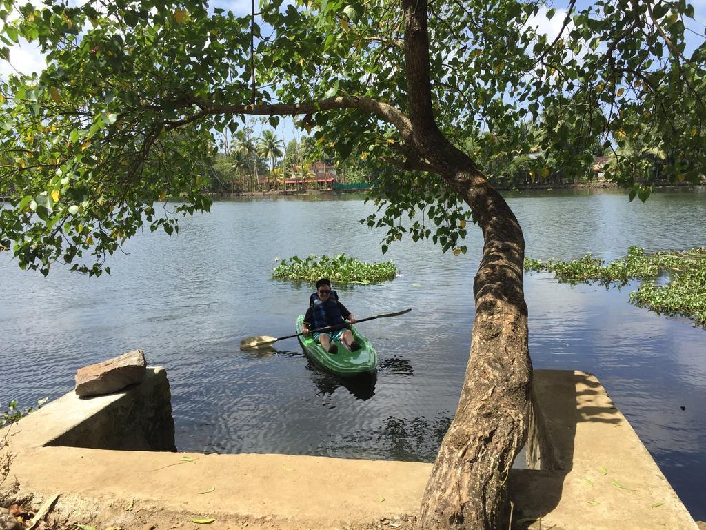 Ayana'S Homestay Alappuzha Εξωτερικό φωτογραφία