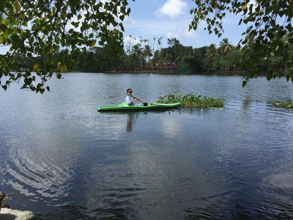 Ayana'S Homestay Alappuzha Εξωτερικό φωτογραφία